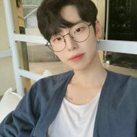 Sun Lee
